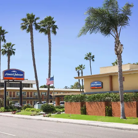 Howard Johnson By Wyndham San Diego Sea World
